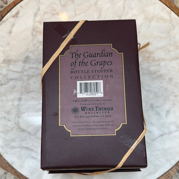 Guardian of the Grapes Collection Figurine Vintage - Picture 2 of 3